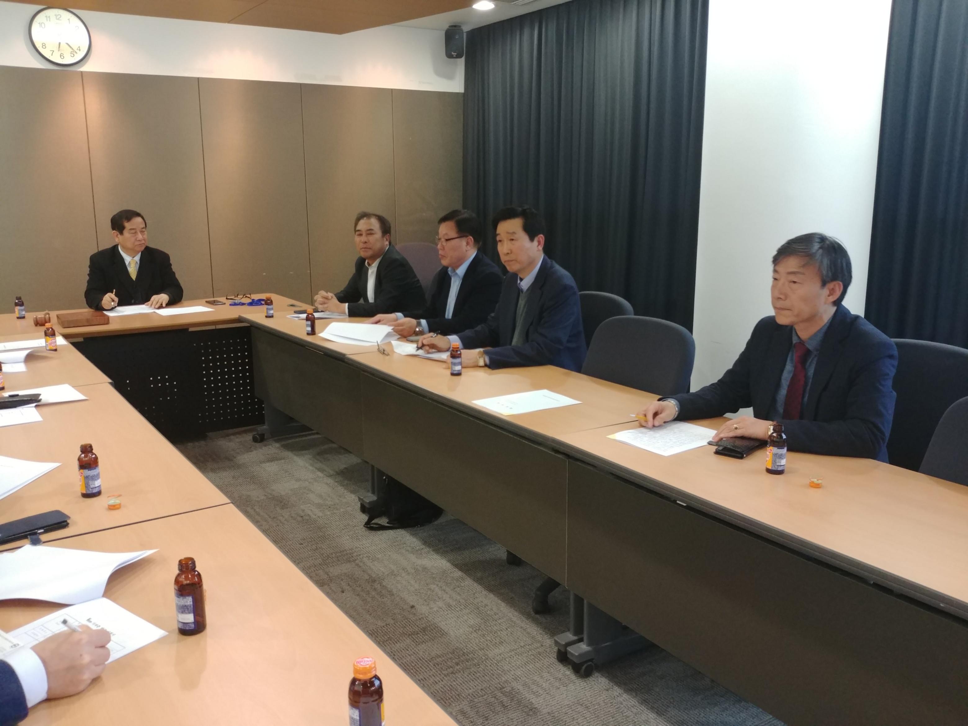 제4차 운영위원회 사진.3.jpg